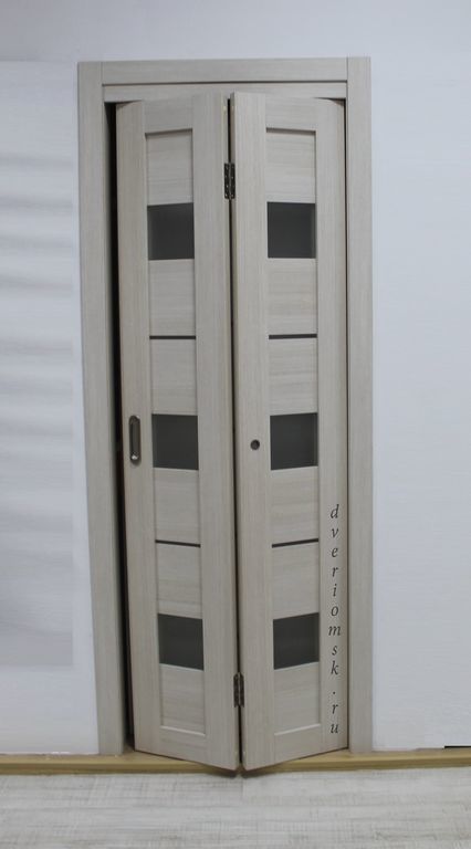 Дверь межкомнатная книжка Uberture коллекция Лайт модель 2126 2