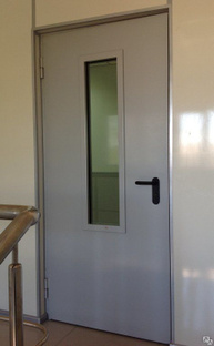 Дверь металлическая ДМОФО-1 с остеклением и фрамугой остекленной #1