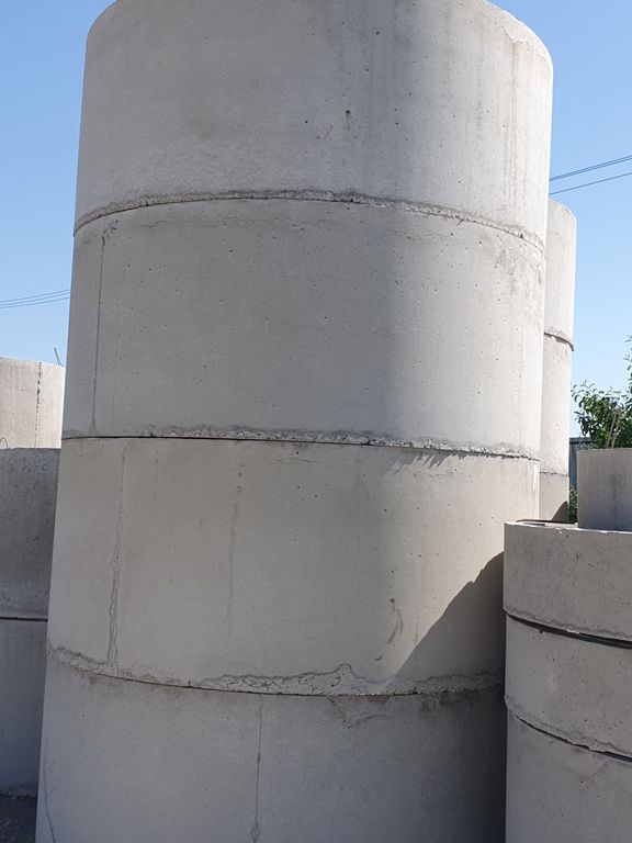 Колодец герметичный пластиковый для установки в бетонные кольца