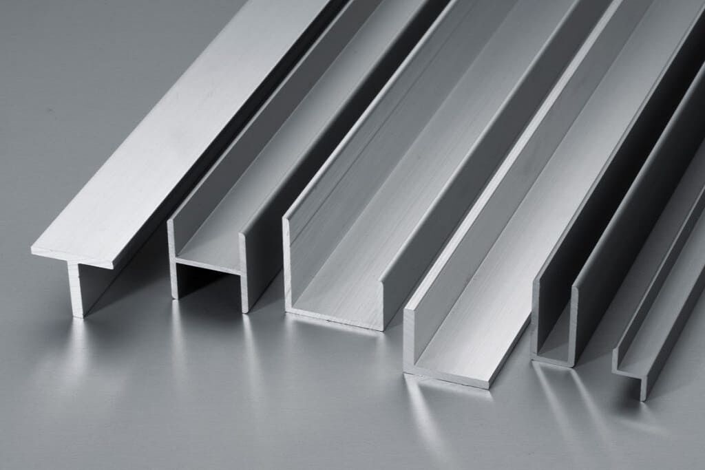 Профиль алюминиевый Толщ-на: 1.5 мм, Раз-р: 25х8х25 мм, Тип: Н, ГОСТ 13737-90