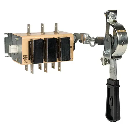 Выключатель ВР32У-31A71240-R 100А 2 направление с дугогасительными камерами, с передней смещённой рукояткой EKF MAXima