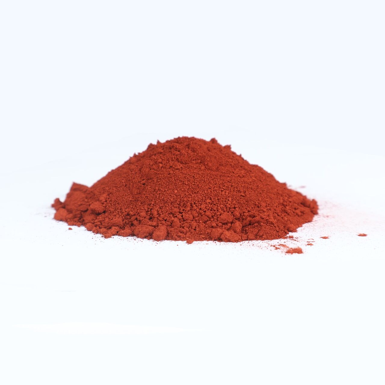 Железооксидные пигменты TONGCHEM красный S130 для резиновой крошки и бетона