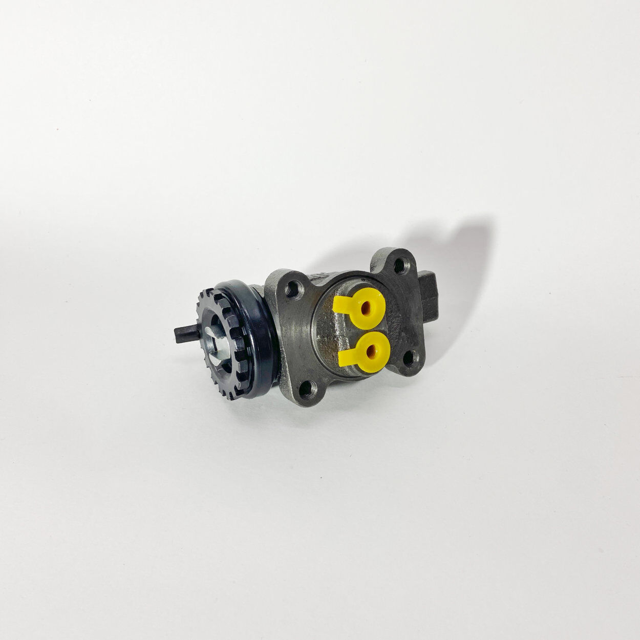 Цилиндр тормозной переднего колеса задний FAW 1041 (без прокачки) (3501320-B1, 3501315-B1)