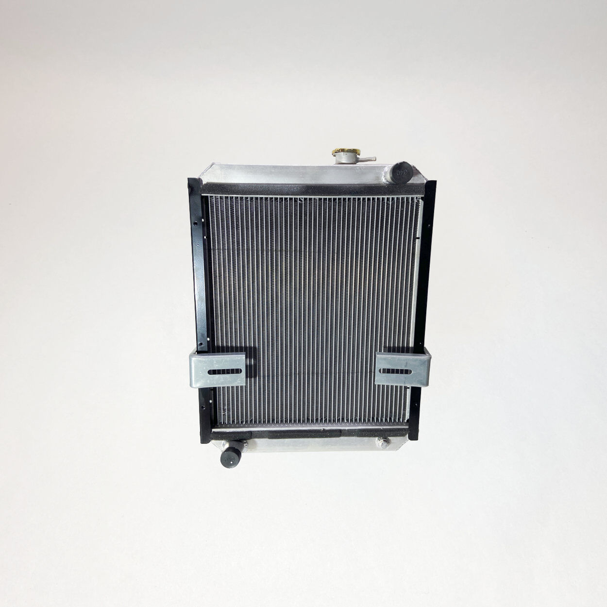 Радиатор системы охлаждения BAW 1065 E2 (BP10651311012)