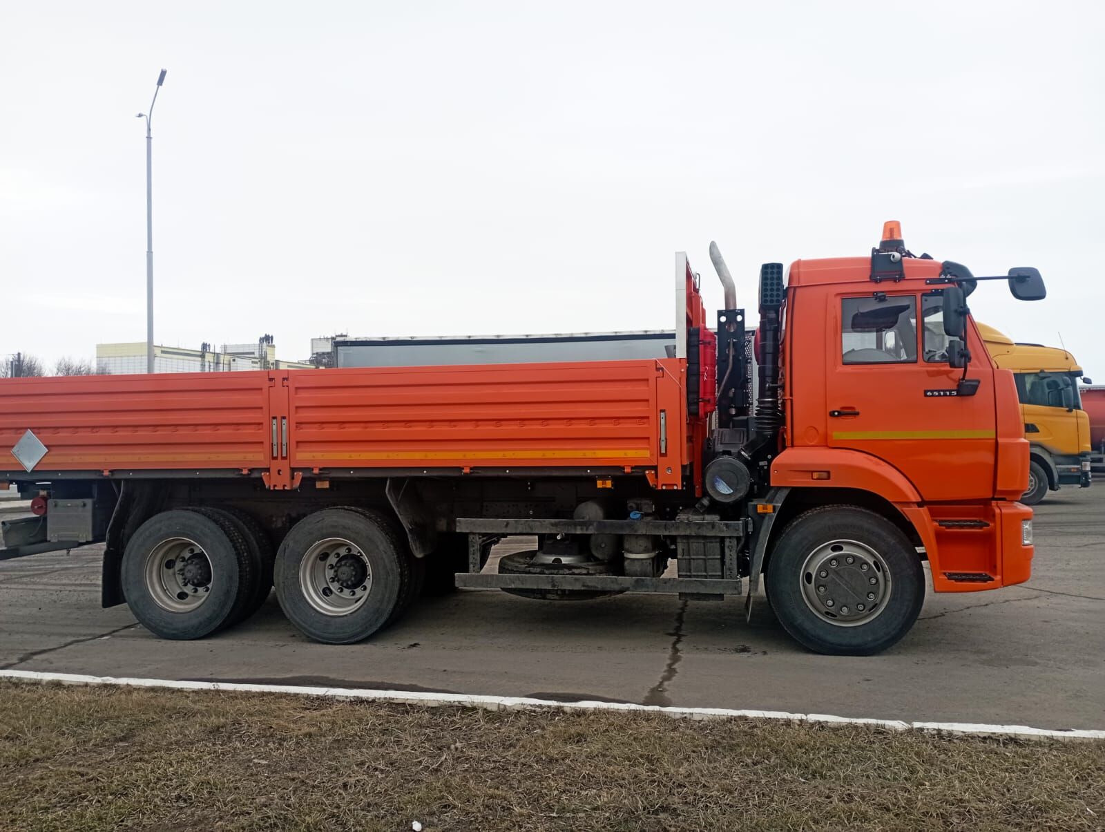 Автобмобиль для перевозки "Опасных грузов" EX II на шасси КАМАЗ #7